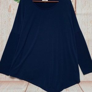 Umgee asymmetrical boxy shirt !